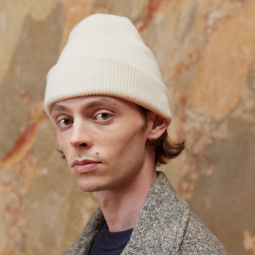 Ecru merino wool hat