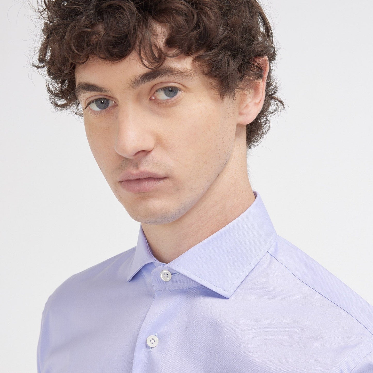 Premium fitted shirt in blue double-twisted twill