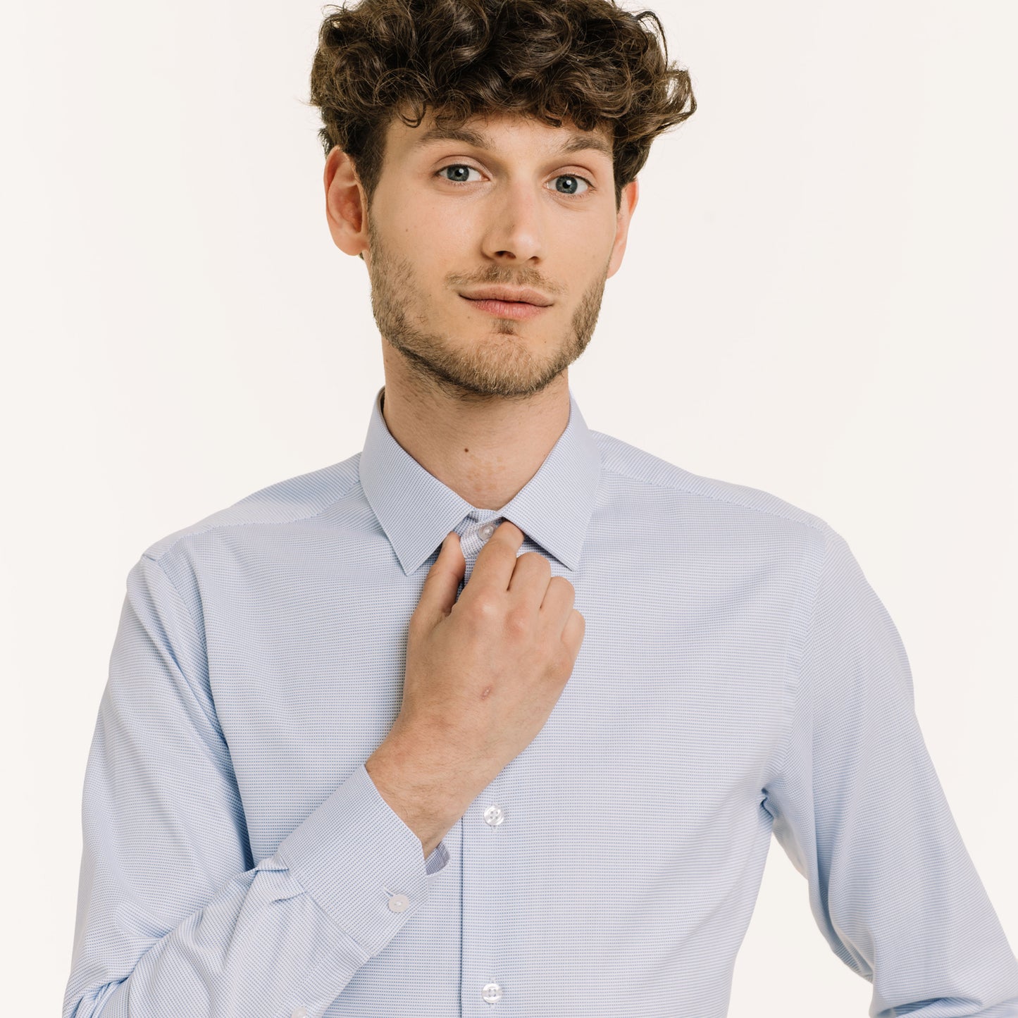 Chemise cintrée en royal oxford bleu pied-de-puce