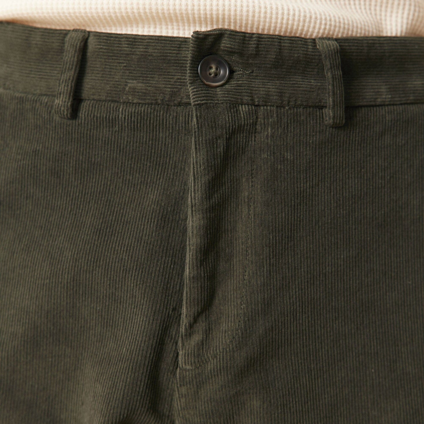 Chino en velours vert