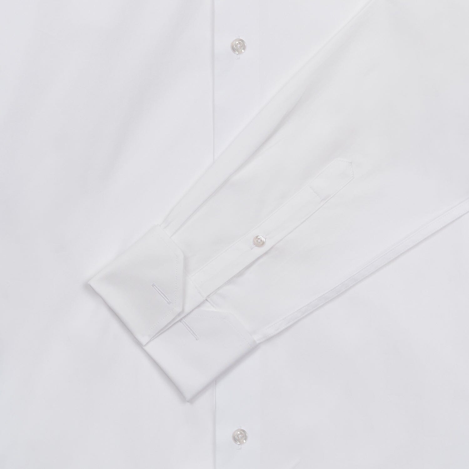 Chemise cintrée en oxford double retors blanche à poignets mousquetaires