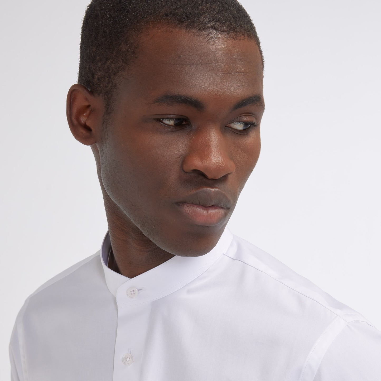 Fitted shirt in white double-twisted poplin