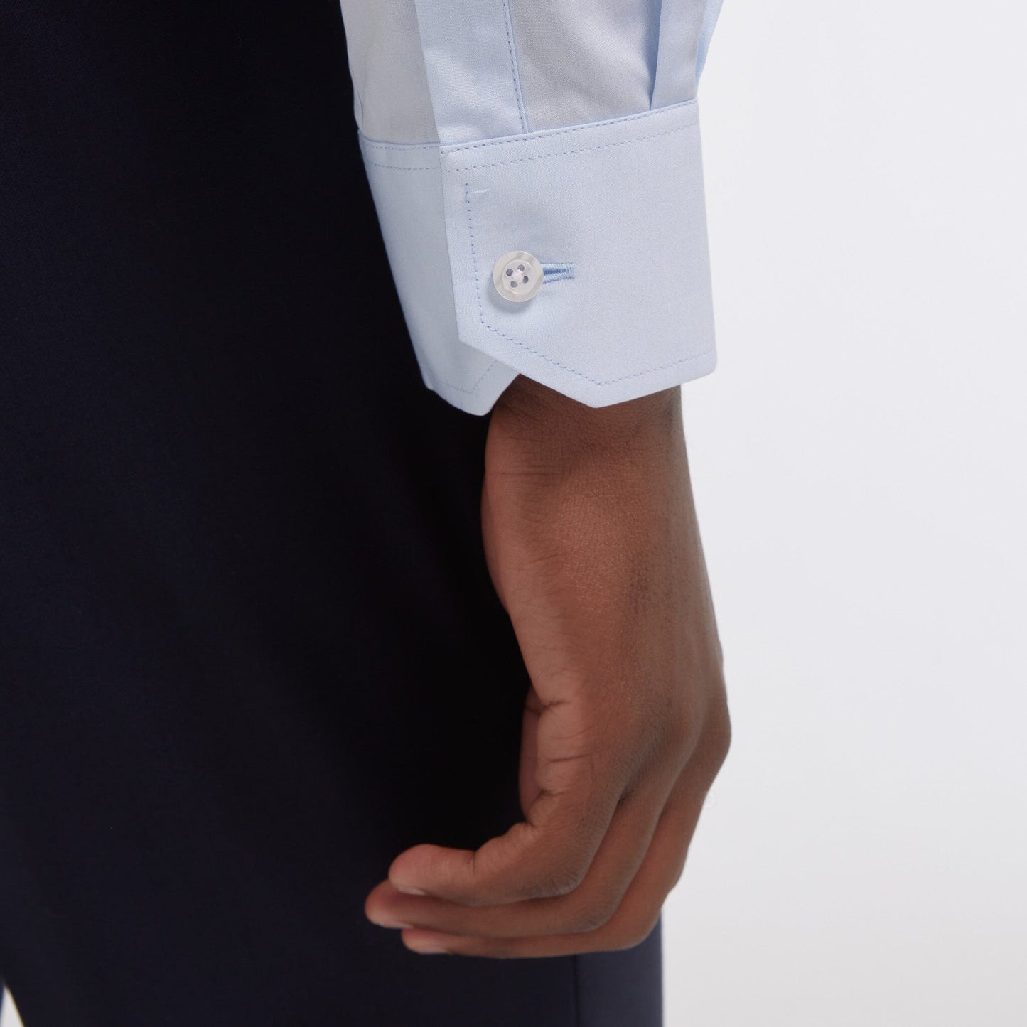 Fitted shirt in sky blue double-twisted poplin