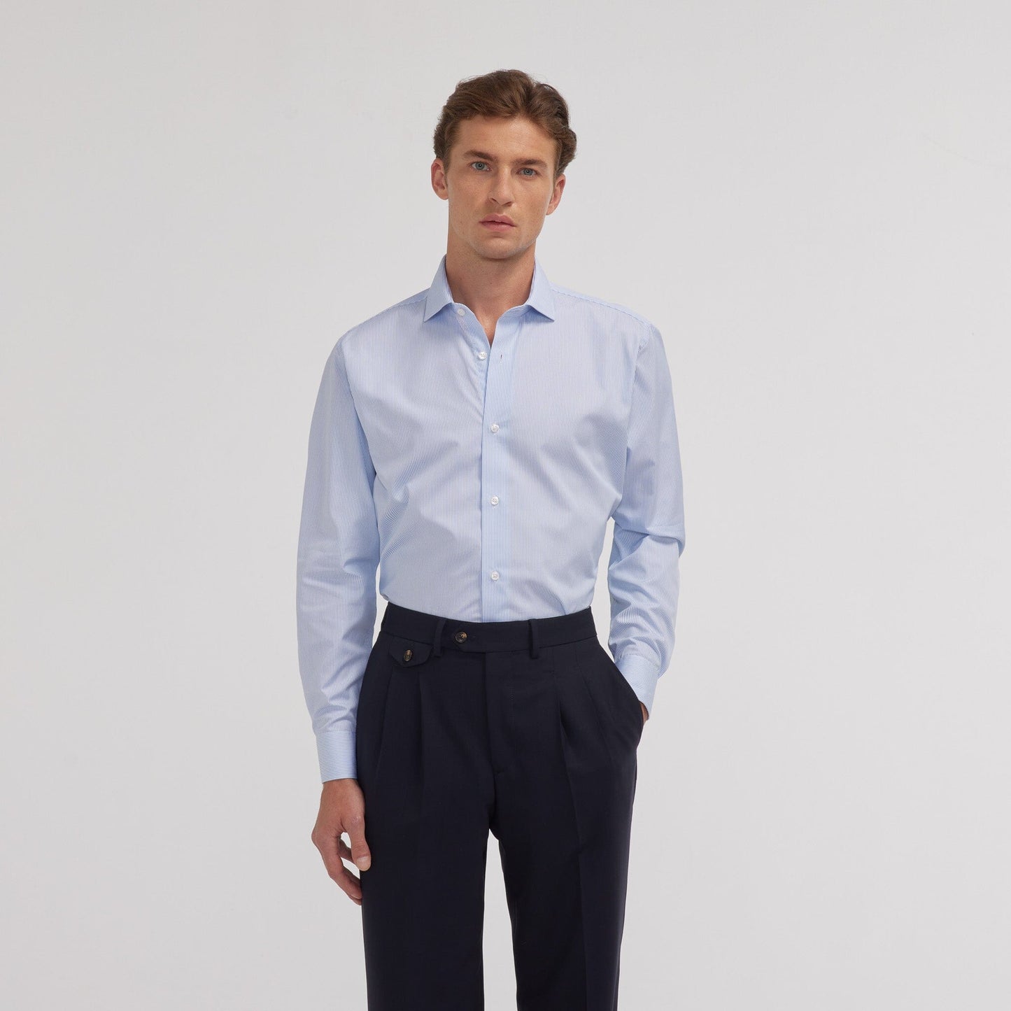 Double-twisted poplin shirt with small sky blue stripes