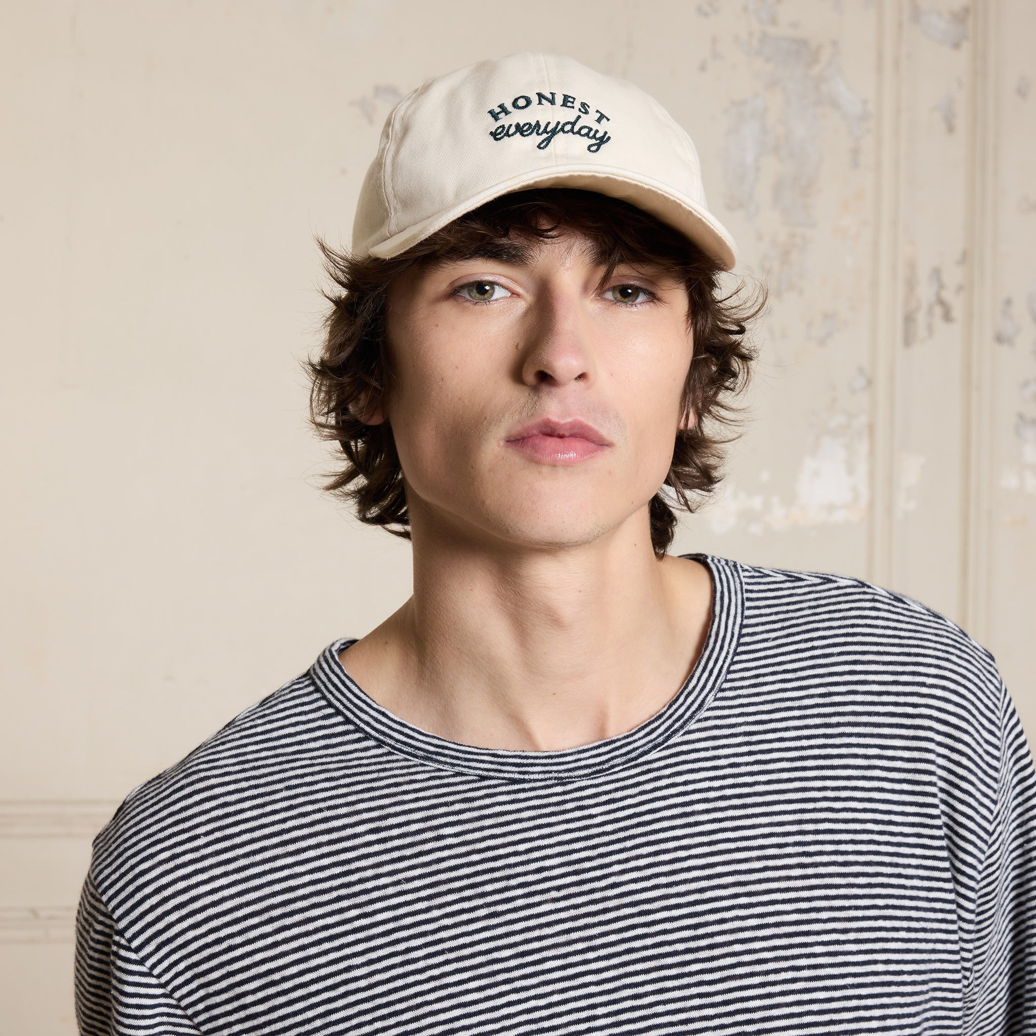 Embroidered ecru cap