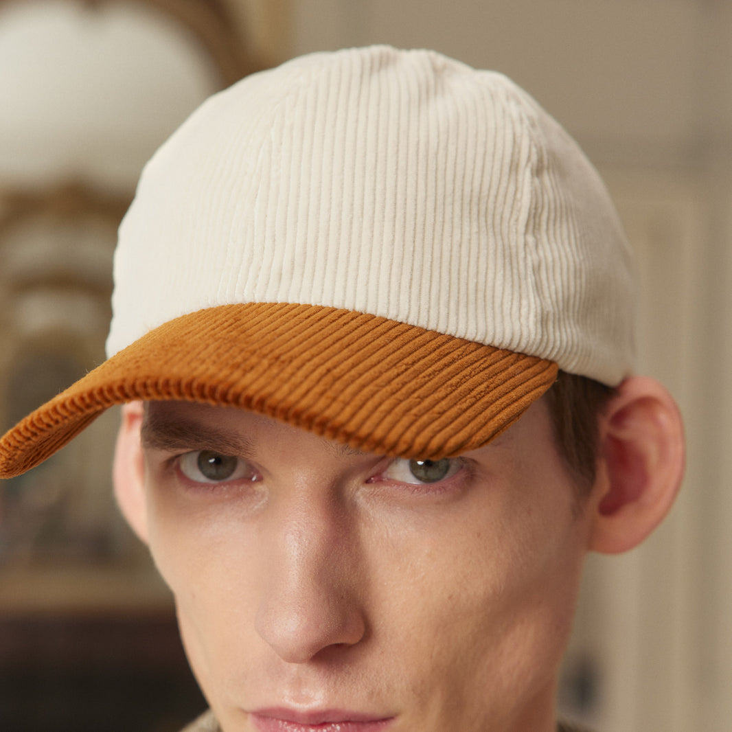 Ecru and cognac corduroy cap