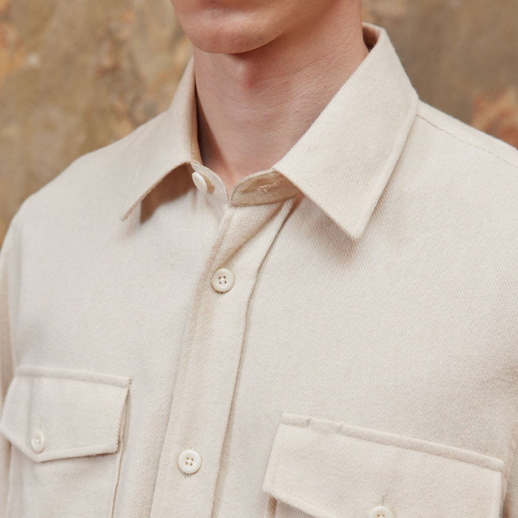 Overshirt in thick ecru cotton flannel