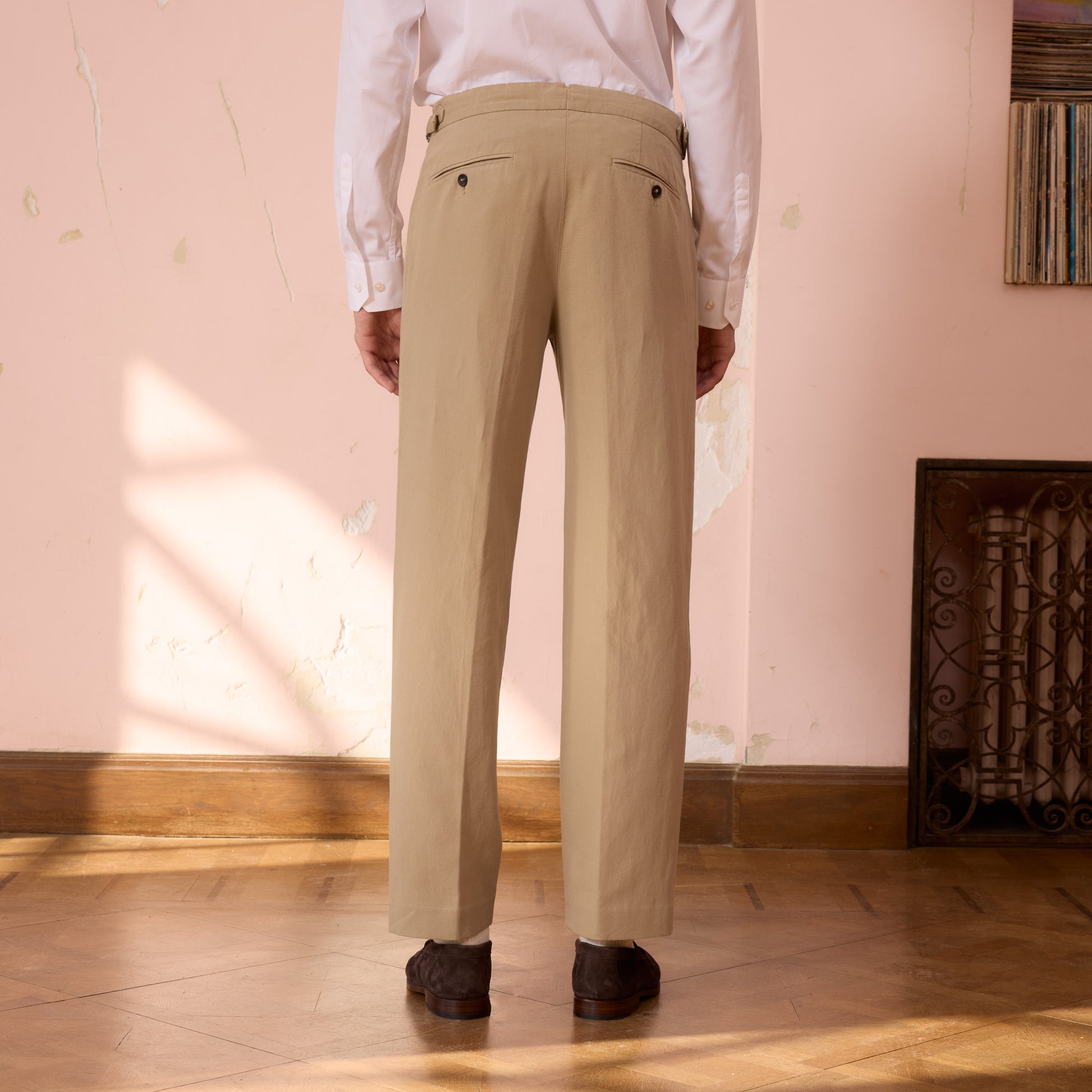 Pantalon à double plis en coton et lin beige