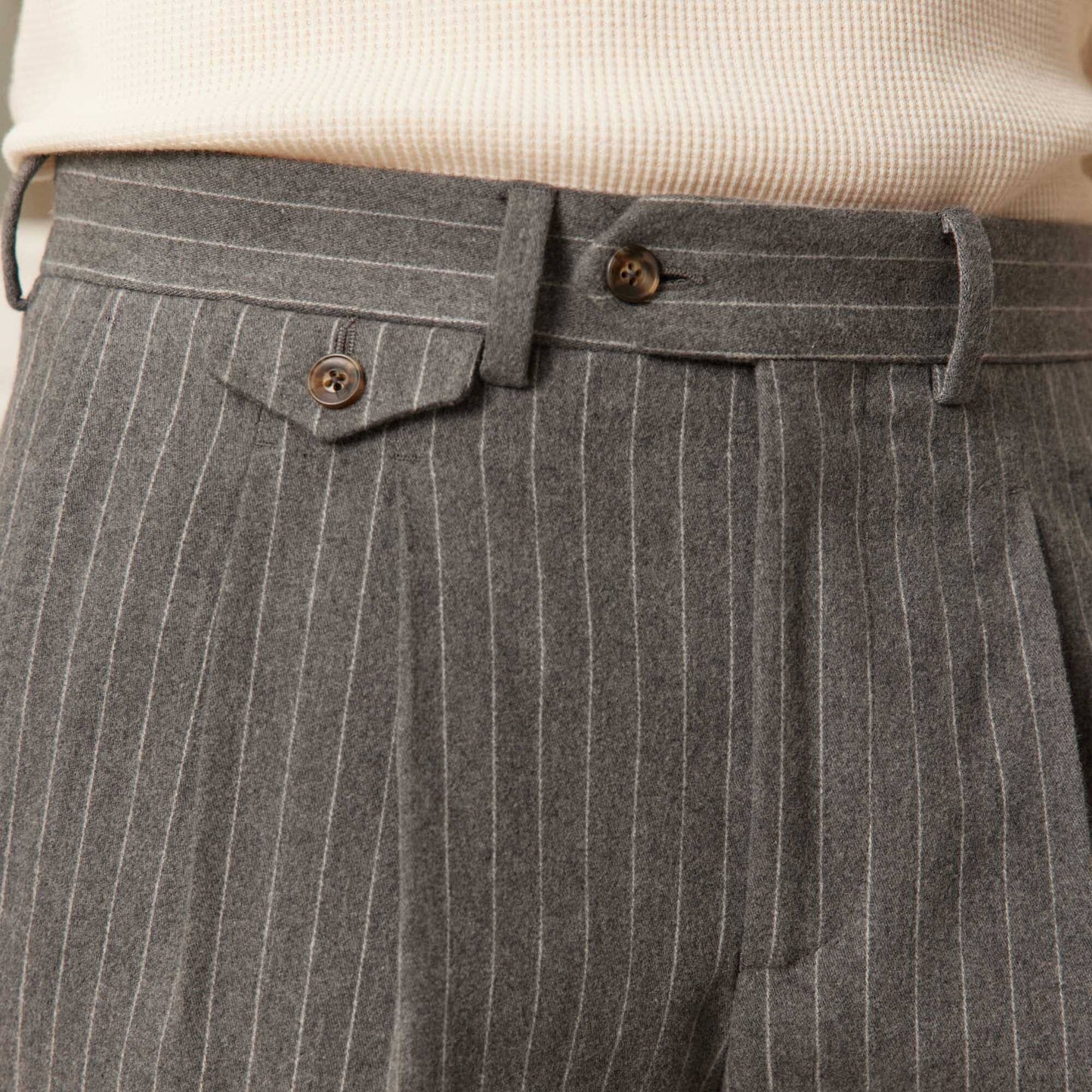 Double pleated trousers in gray striped cotton moleskin