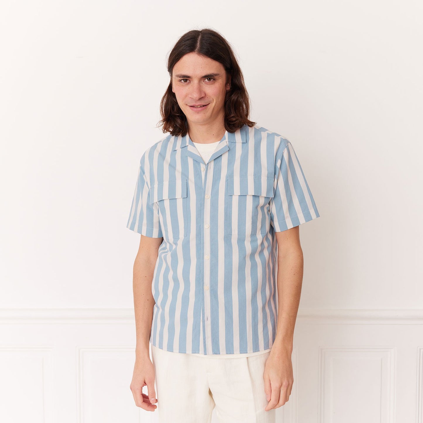 Short-sleeved linen and cotton shirt with blue and white stripes