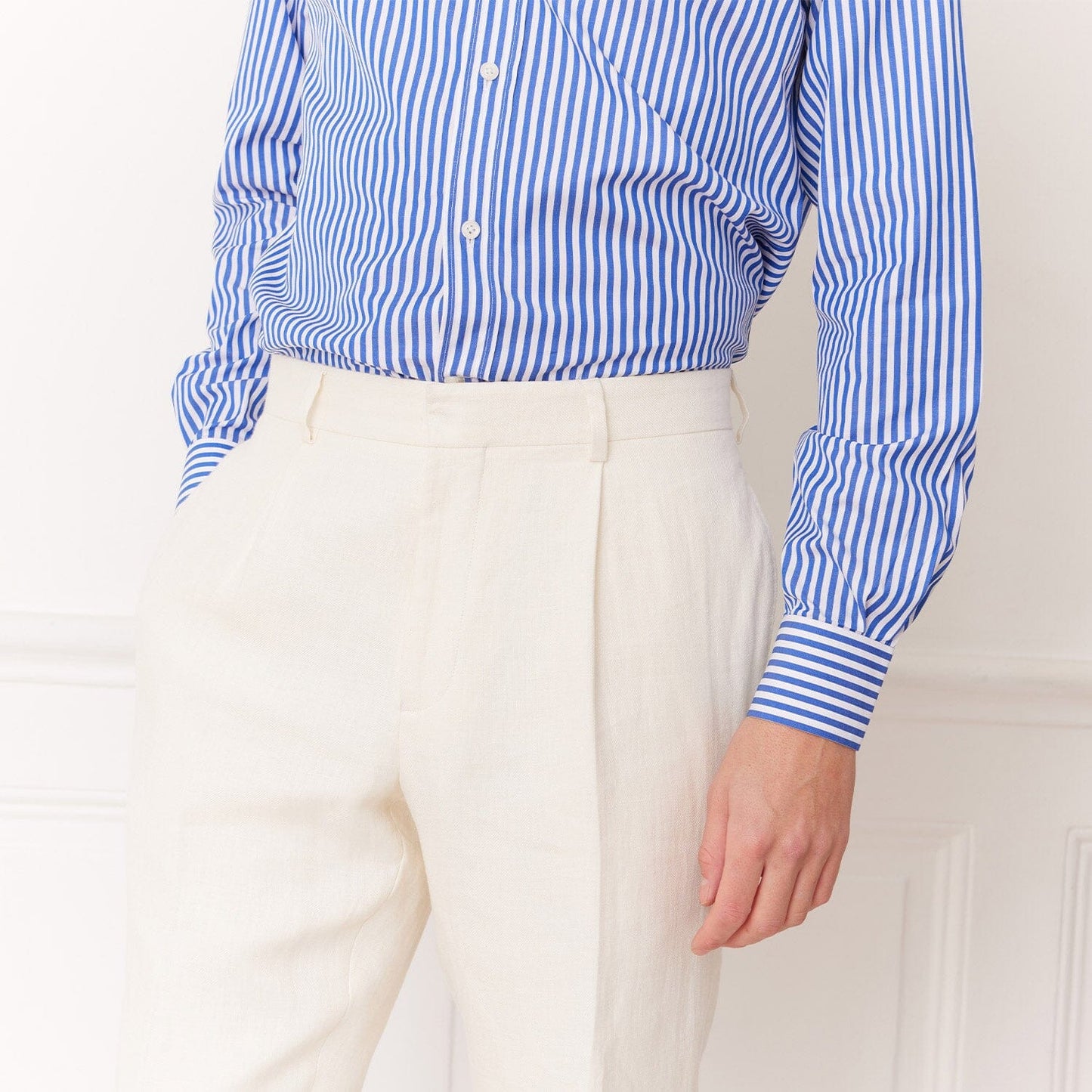 Ecru linen pleated pants