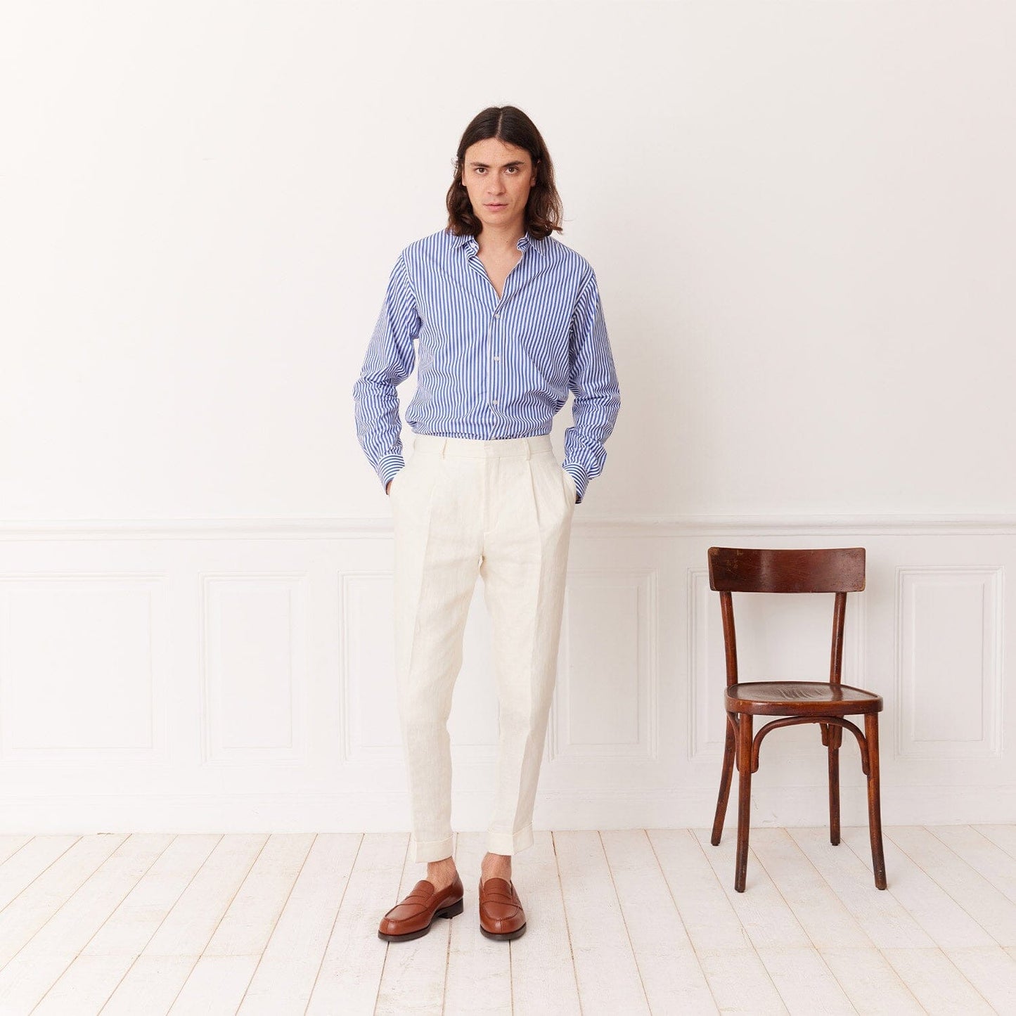 Ecru linen pleated pants